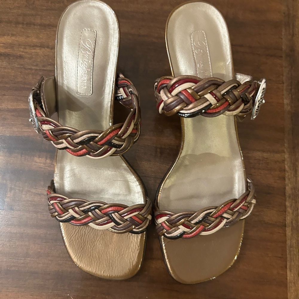 Brighton KYOTO, chocolate heel sandals, size 9W. Excellent condition.